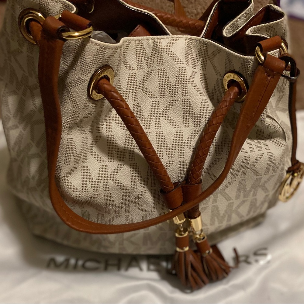 MK JET SET Tote & Wallet